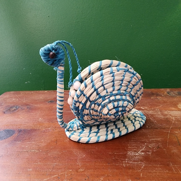 Snail Decor 🐌 - Picture 2 of 7